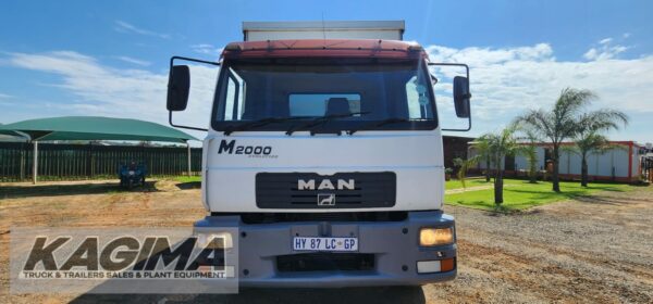 Used 2006 MAN M2000  Double Diff Curtain Side for sale. - Image 3