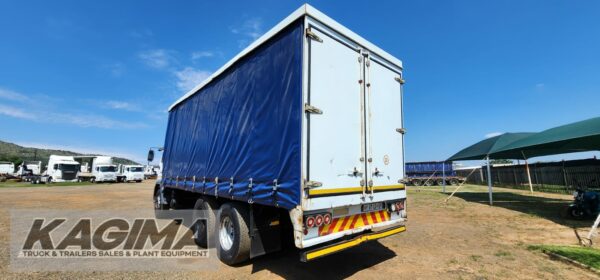 Used 2006 MAN M2000  Double Diff Curtain Side for sale. - Image 7