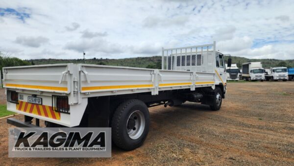 Used 2013 Nissan UD 90 8 Ton Dropsides for sale - Image 9