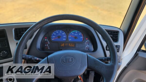 Used 2013 Nissan UD Quon CW26.370 Flat Deck for sale - Image 8