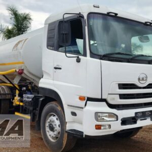 Used 2009 Nissan UD460 Water Tanker with Spray Bars