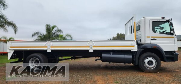 2019 Fuso FJ13-230 Drop sides 8 Ton - Image 12