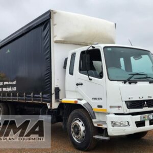 2017 Fuso FM16-270 Curtain Side