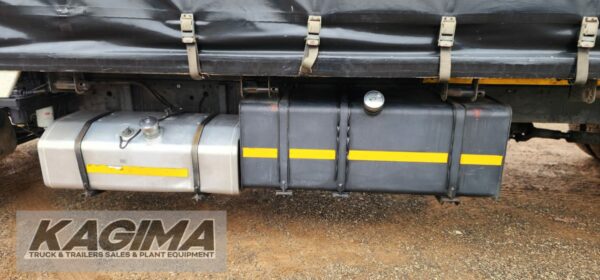 2017 Fuso FM16-270 Curtain Side - Image 6