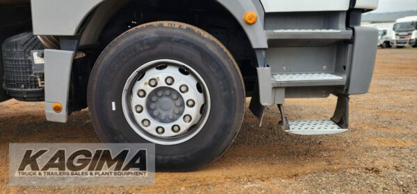 2017 Mercedes Benz Axor 2628 Refrigerated Body - Image 13