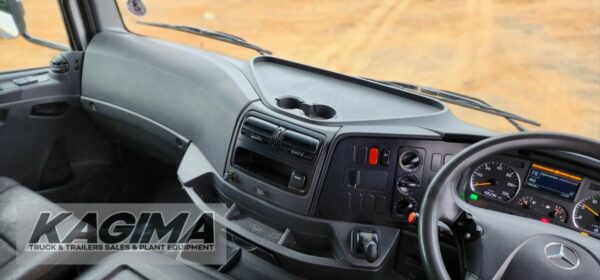 2017 Mercedes Benz Axor 2628 Refrigerated Body - Image 17