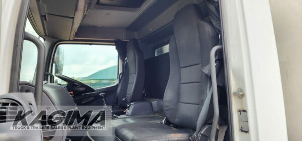 2017 Mercedes Axor 2628 Refrigerated Body - Image 5