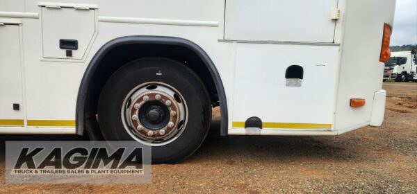 2017 Hino 65 Seater Bus - Image 8