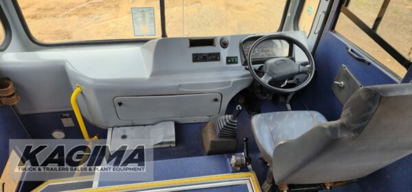 2017 Hino 65 Seater Bus - Image 9