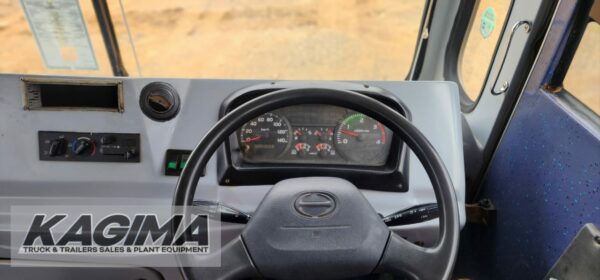2017 Hino 65 Seater Bus - Image 13