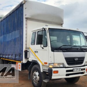 2006 Nissan UD80 Curtain Side