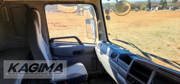 UD Quester CGE 370 8x4 Tipper Trucks Twinsteer - Image 16