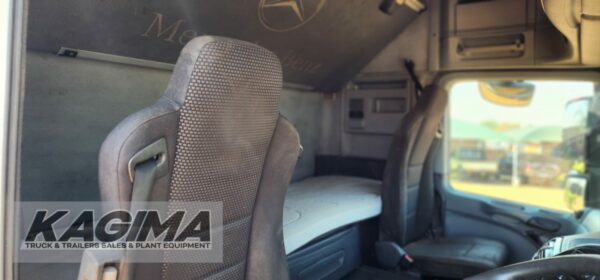 2014 Mercedes Benz Actros 2644 T/T - Image 9