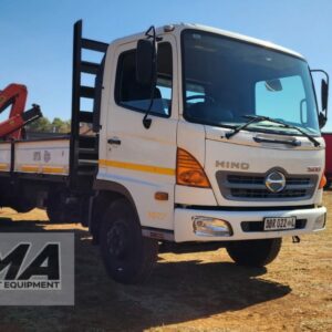2014 Hino 500 1017 Drop sides fitted with Palfinger PK8500 Crane