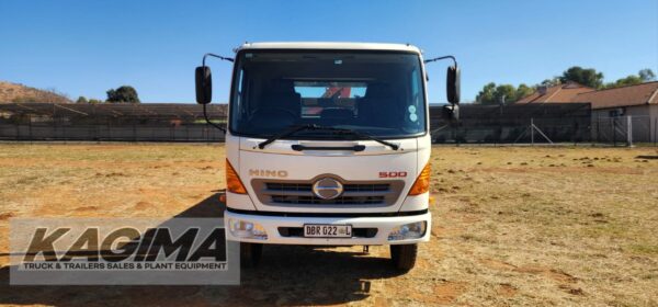 2014 Hino 500 1017 Drop sides fitted with Palfinger PK8500 Crane - Image 3