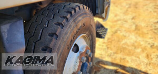 2013 Nissan UD80 Cattle Body 8ton - Image 12