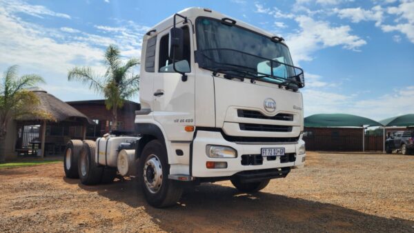 2017 UD Quon GW26.450 T/T