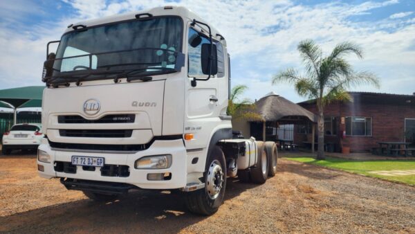 2017 UD Quon GW26.450 T/T - Image 4
