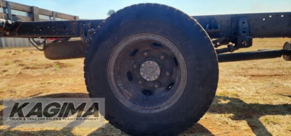 2010 Nissan UD 40 chassis cab for sale - Image 10