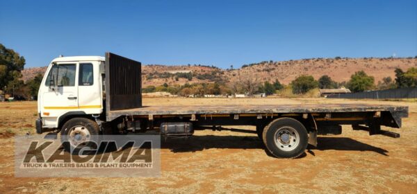 2008 Nissan UD 80 Flat Deck for sale - Image 5