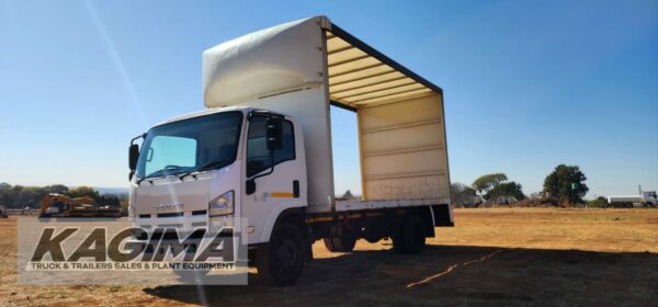2017 Isuzu NQR500 AMT Curtain Side 5ton - Image 4