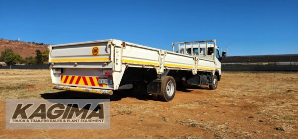2018 Fuso FA9-137 LWB Drop side - Image 9