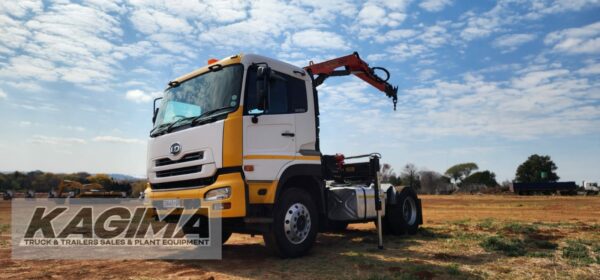 2010 Nissan UD350 with Palfinger PK8500 Crane - Image 4