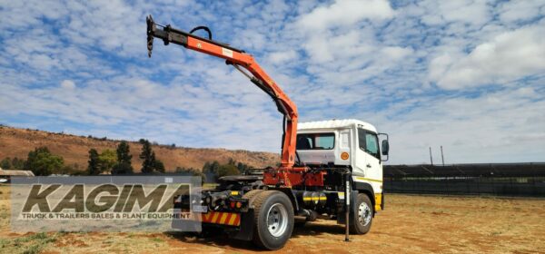 2010 Nissan UD350 with Palfinger PK8500 Crane - Image 8
