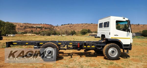 2015 Mercedes Benz Atego 1118 4x4 - Image 8