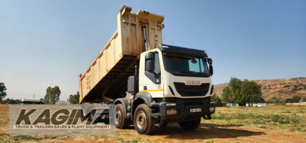 2019 Iveco Trakker 420 16 Cube Tipper