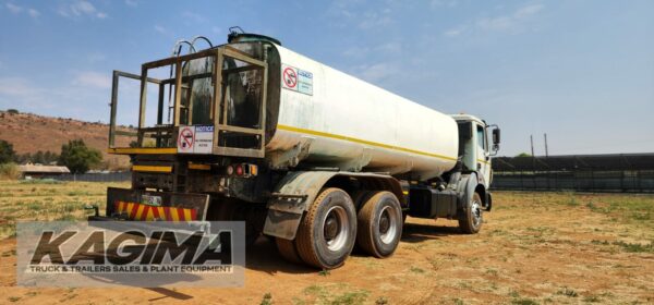 2019 Powerstar 2628 18 000 Liter Water Bowser - Image 7