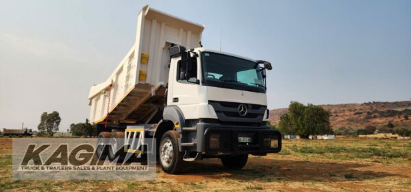 2011 Mercedes Benz Axor 3335 10 Cube Tipper