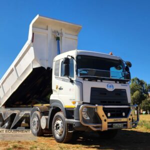 2022 UD Quester 440 8x4 18 Cube Tipper