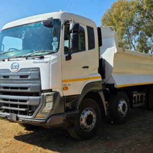 2016 UD Quester CGE420 8x4 16 Cube Tipper